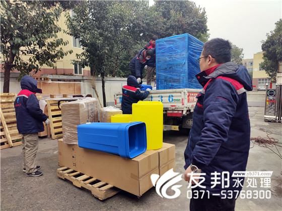 2023.02.13鄭州新潤(rùn)特環(huán)保科技有限公司【凱尼爾環(huán)?！?噸雙級(jí)主機(jī)設(shè)備發(fā)貨13.jpg